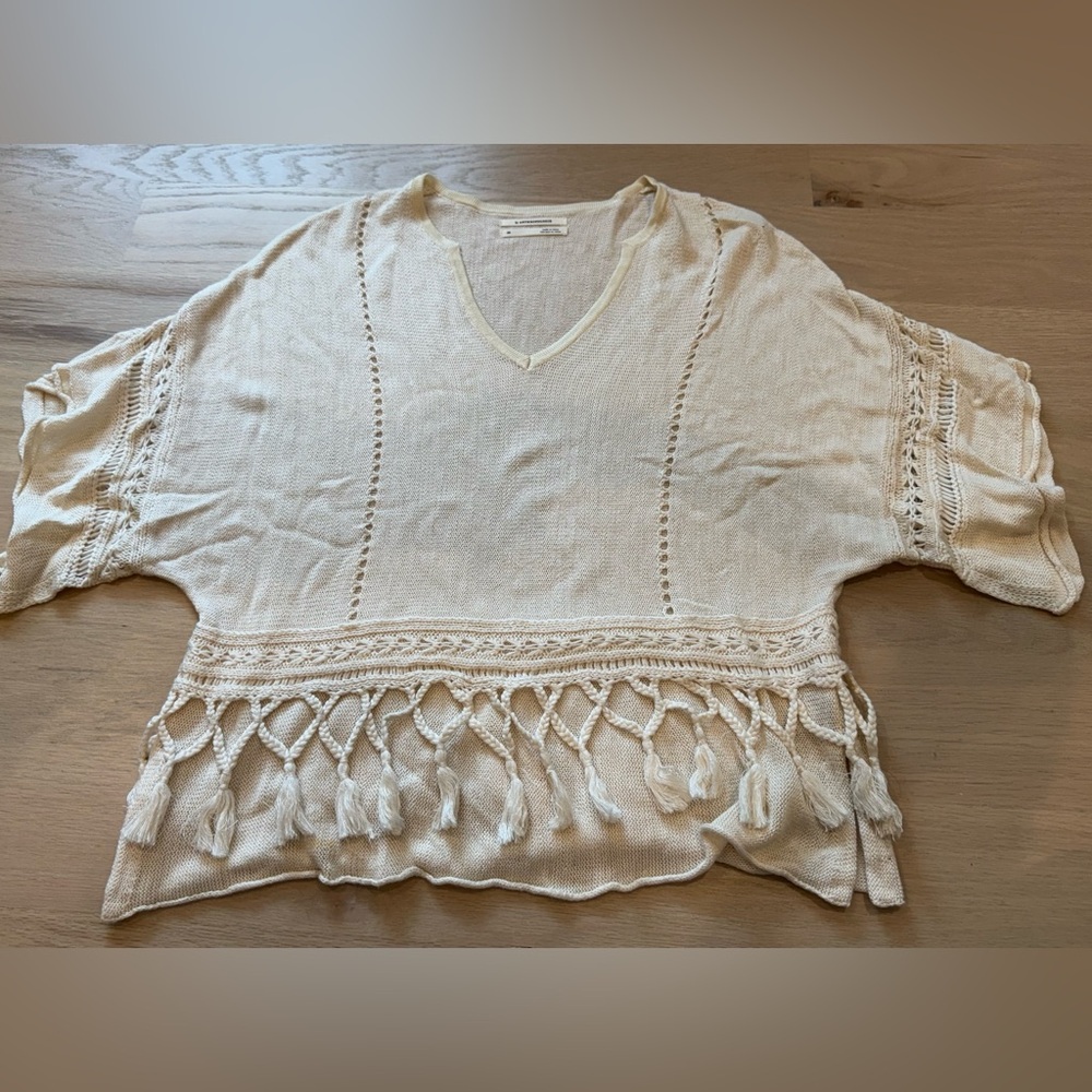 Anthropologie Sweater Top XS Short Sleeve Tassels So PRETTY! Lightweight